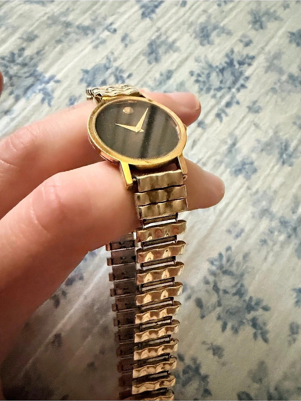 Movado Museum Classic Gold-Tone Black Dial Watch - Picture 4 of 5